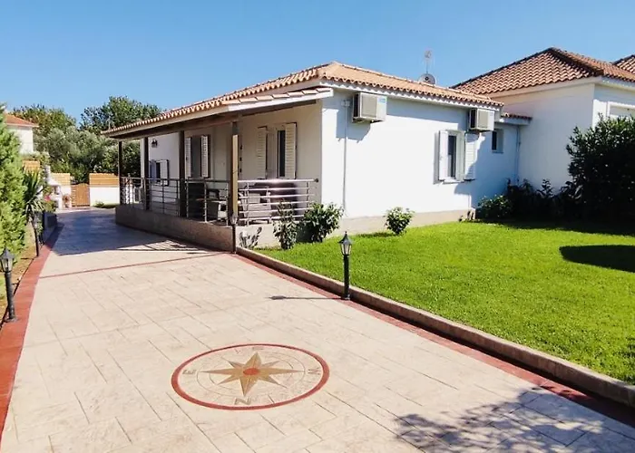 Villa Yakinthi Amoudi photo