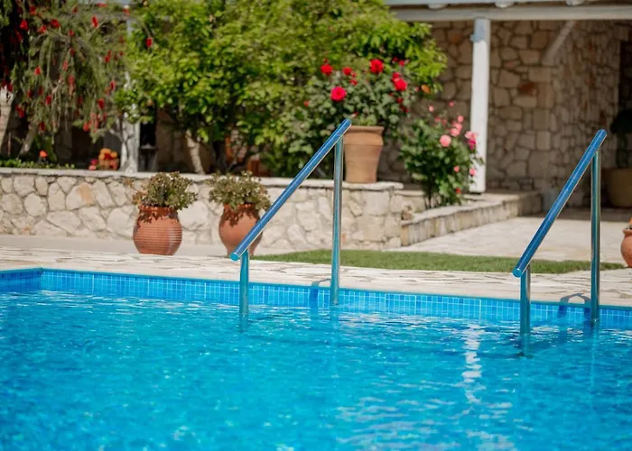 Villa In Pietra Kalamaras Makhairadhon photo